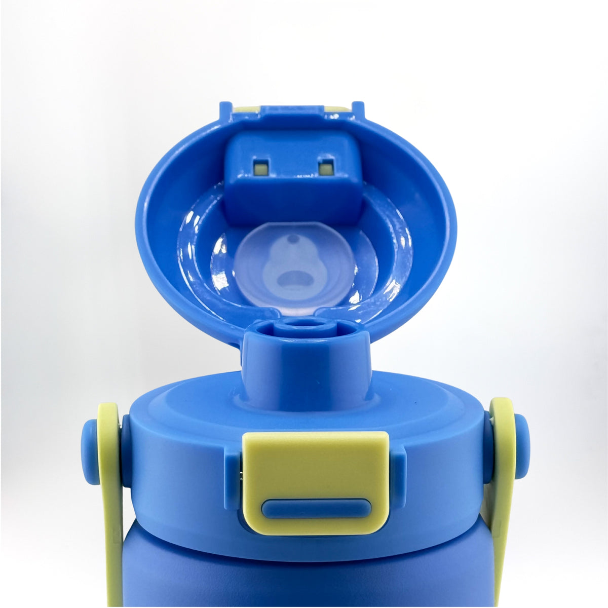 Sky Sip leak-proof flip-top lid with built-in straw – Hydration Haus