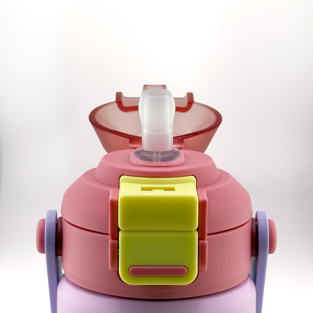 Minty Drop leakproof flip-top lid with built-in straw